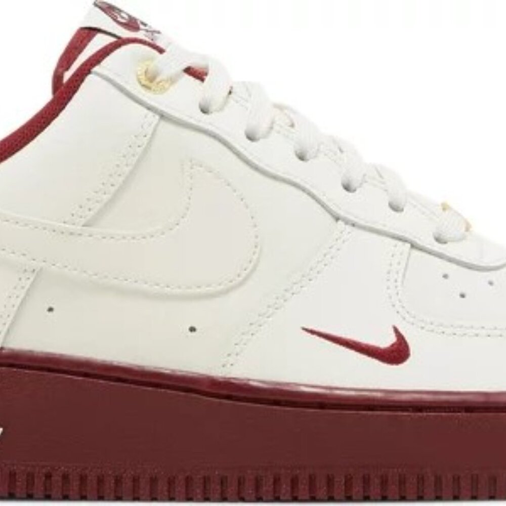 *RARE* EUC Nike Air Force 1 Low '07 SE 40th Anniversary Edition Sail Team Red - Picture 2 of 12